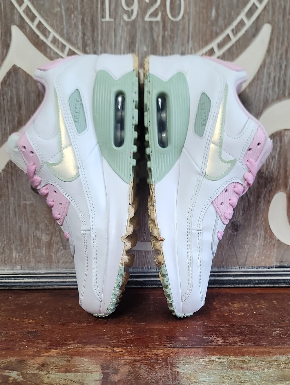 🔥 Nike Air Max 90 LTR Special Edition "Pink Foam/ Honeydew" Wmns 8, Like New - Picture 4 of 15